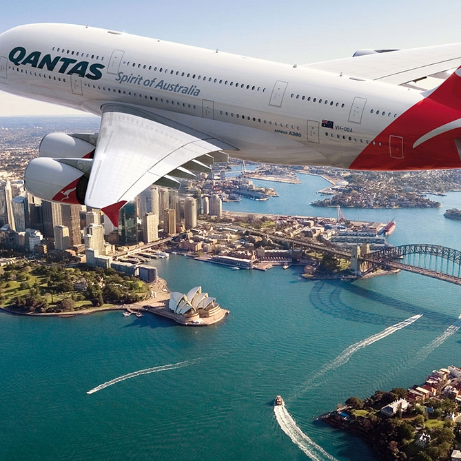 Qantas Airways - Book Your Trip to Australia with Down Under Endeavours