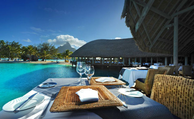 Poolside Dinner - Le Meridien Bora Bora - Best Places to See French Polynesia- Society Islands Travel Guide - Society Island Places to Visit