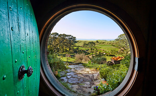 Lord of the Rings Movie Sites - Hobbiton Movie Set in New Zealand