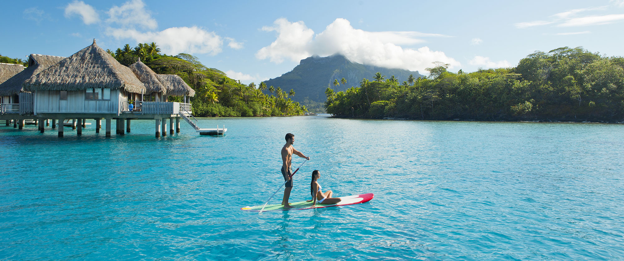 Bora Bora Honeymoons: Beach Resorts and Overwater Bungalow Vacation