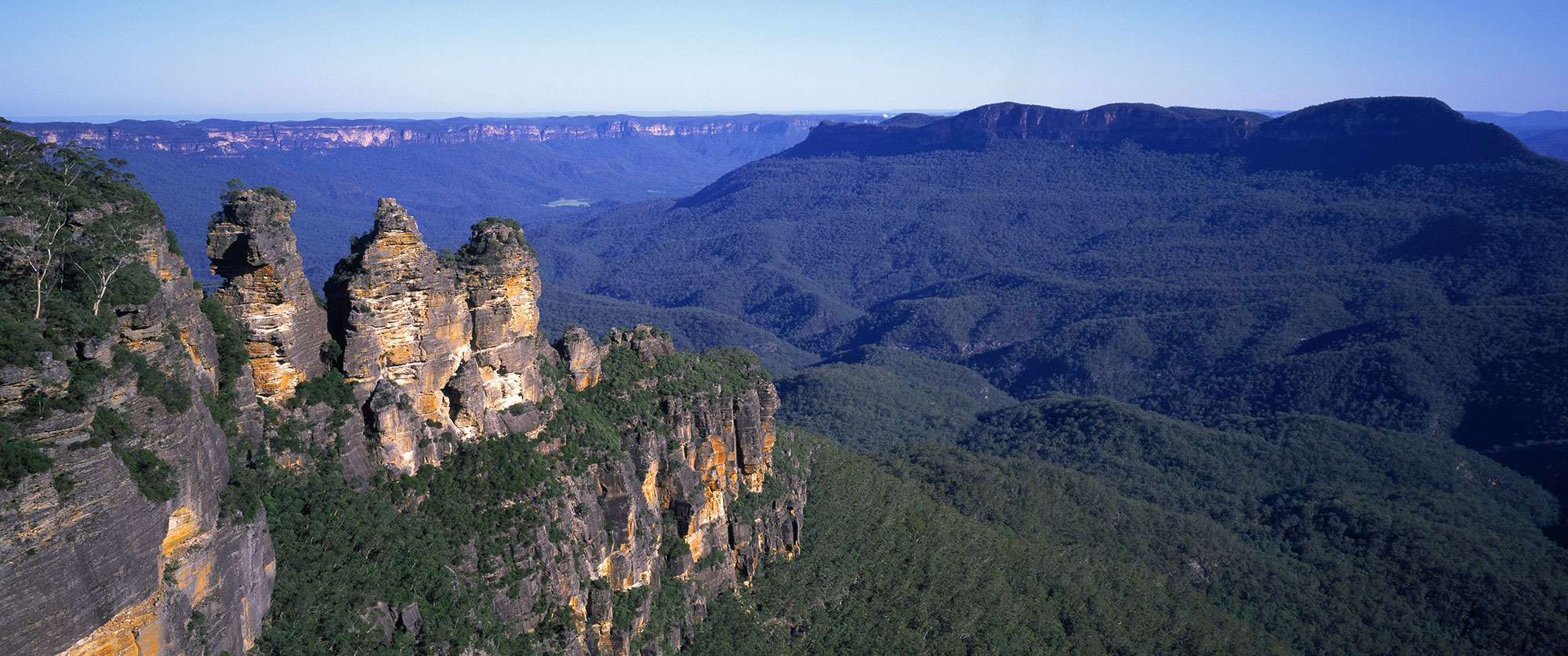 Australia Luxury Vacations: Cities and Reef Package - Blue Mountains Near Sydney - Three Sisters Rock Formation