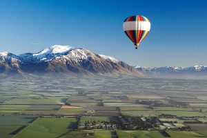Hot Air Balloon Over the Canterbury Plains - Book Your Trip to New Zealand - New Zealand Travel Agency