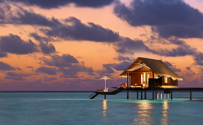 Best Overwater Bungalows Maldives - One&Only Reethi Rah Resort