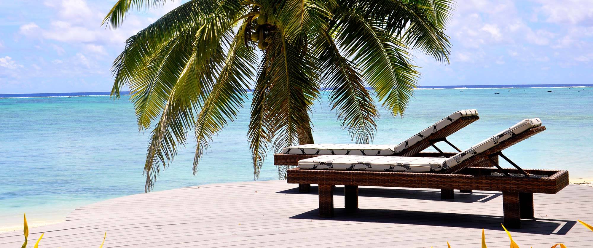 Aitutaki Escape Luxury Villas - Lagoon View on Private Deck - Cook Islands Beach Villas